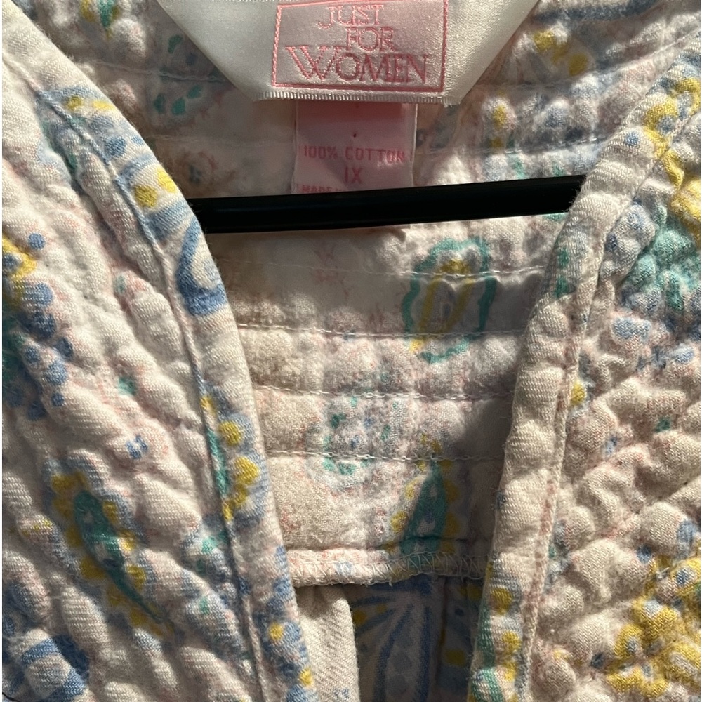 Sold- Just For Women Patterned Robe - Picture 5 of 5